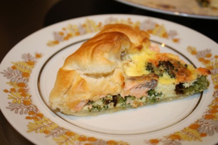 Рецепт - Французский пирог с брокколи и лососем